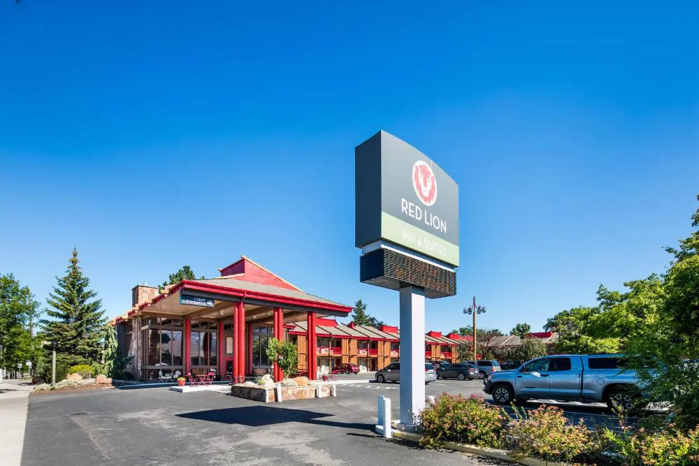 Red Lion Inn & Suites Missoula hotel hero