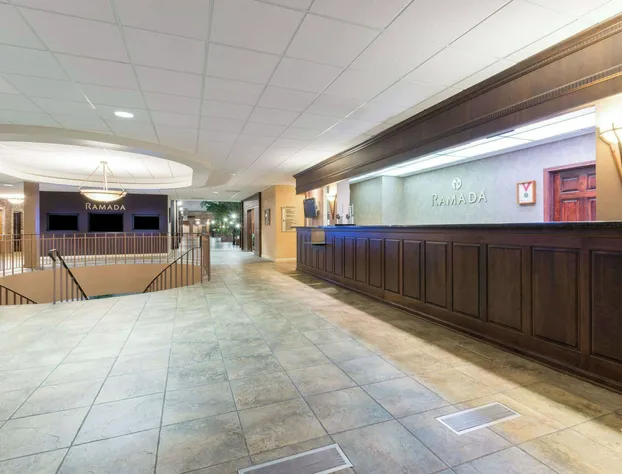 Ramada Hotel & Convention Center by Wyndham Topeka Downtown hotel detail image 4