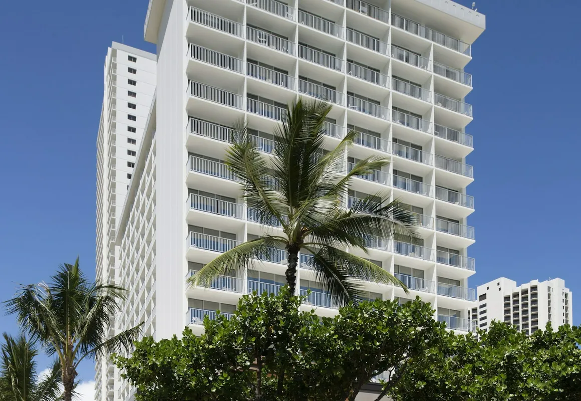 'Alohilani Resort Waikiki Beach hotel hero