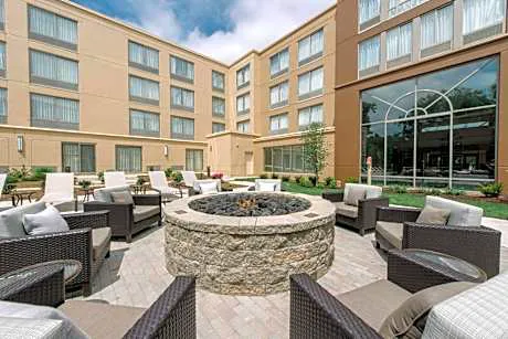 Courtyard by Marriott Nashua hotel hero