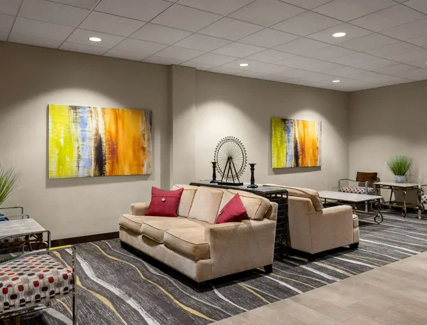 AmericInn by Wyndham Rochester Near Mayo Clinic hotel detail image 4