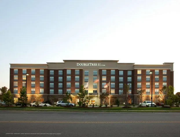 DoubleTree by Hilton Raleigh - Cary hotel detail image 2