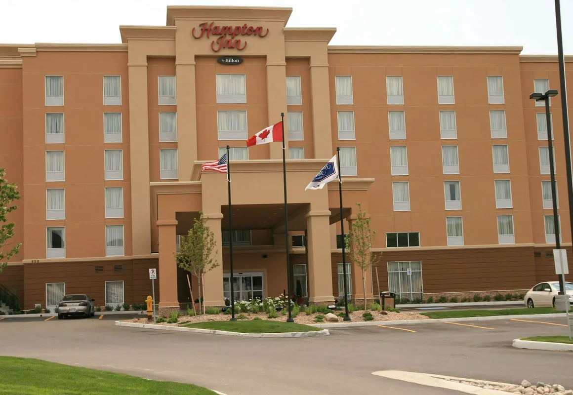 Hampton Inn by Hilton North Bay hotel hero