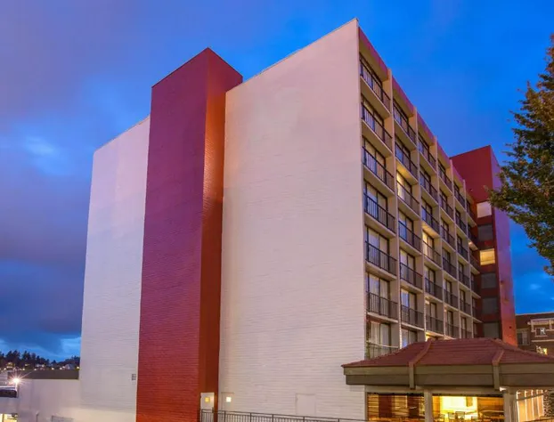 Red Lion Inn & Suites Olympia, Governor Hotel hotel detail image 1