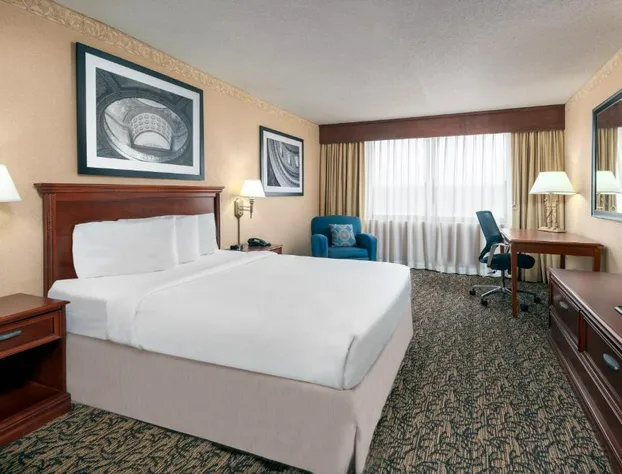 Capitol Plaza Hotel Jefferson City hotel detail image 3