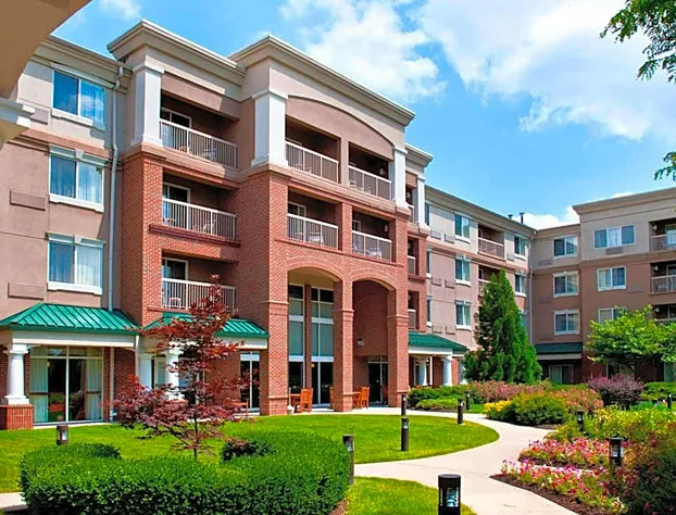 Courtyard by Marriott Basking Ridge hotel detail image 2