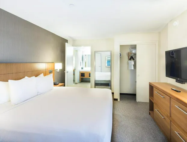 Hyatt Place Pensacola Airport hotel detail image 4