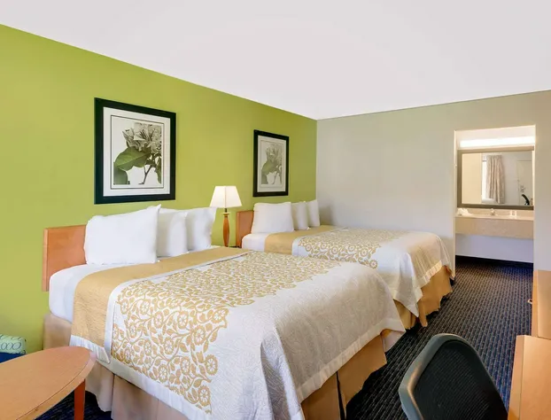 Days Inn by Wyndham Easton hotel detail image 4