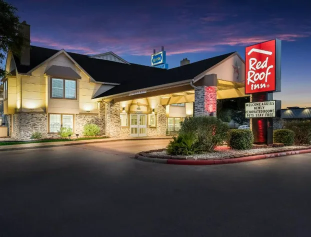 Red Roof Inn College Station hotel detail image 2