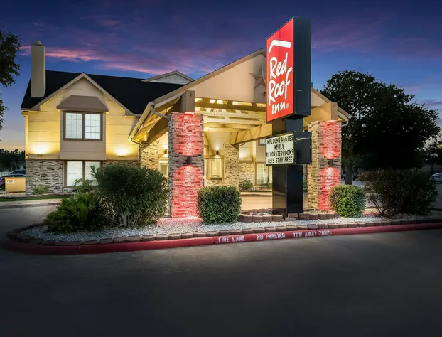 Red Roof Inn College Station hotel detail image 2