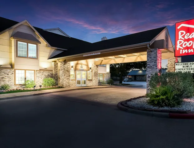 Red Roof Inn College Station hotel detail image 3