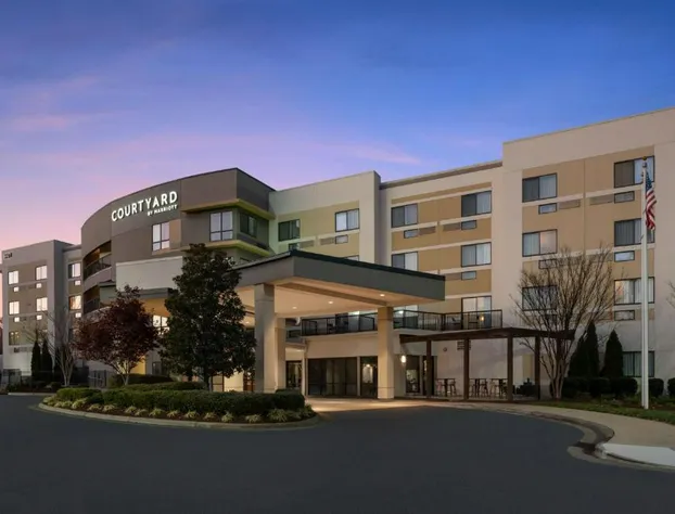 Courtyard by Marriott Raleigh North/Triangle Town Center hotel detail image 2