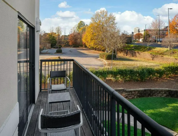 Courtyard by Marriott Raleigh North/Triangle Town Center hotel detail image 4