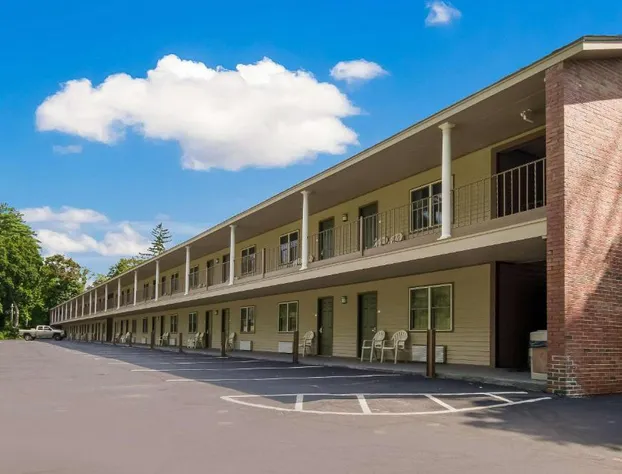 Quality Inn hotel detail image 4