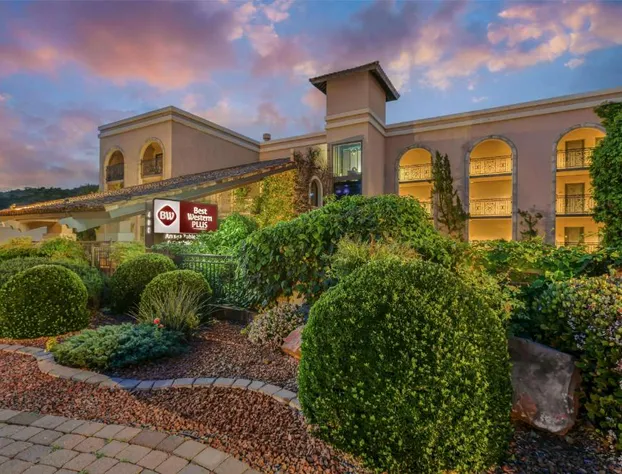 Best Western Plus Arroyo Roble Hotel & Creekside Villas hotel detail image 4