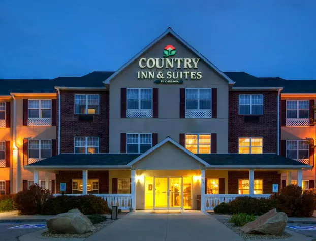 Country Inn & Suites by Radisson, Mason City, IA hotel detail image 1