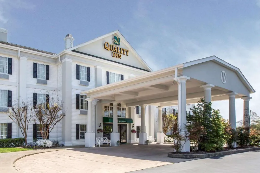Quality Inn Greeneville - Tusculum hotel hero
