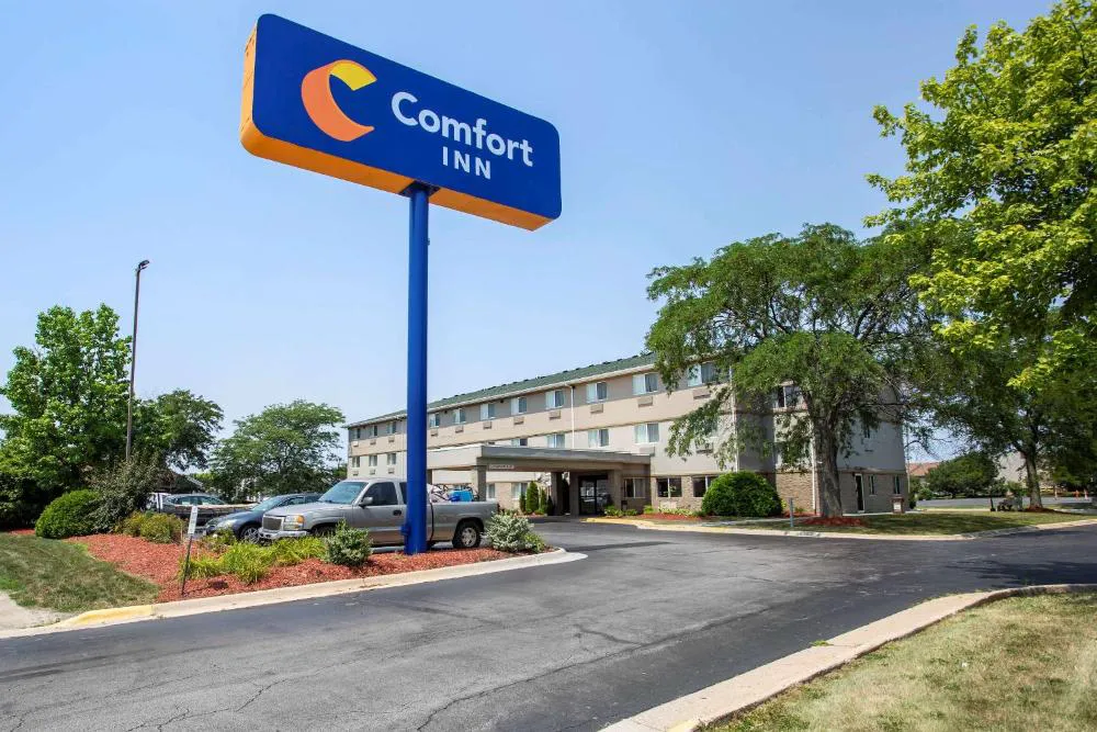 Comfort Inn Rockford near Casino District hotel hero