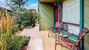 Best Western Plus Tree House hotel detail image 2