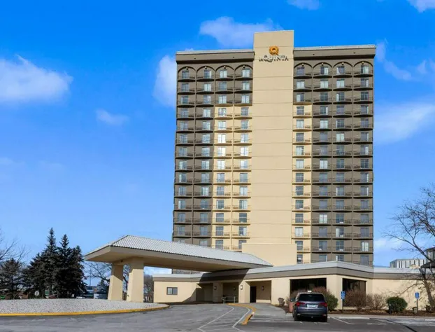 La Quinta Inn & Suites by Wyndham Minneapolis Bloomington W hotel detail image 1