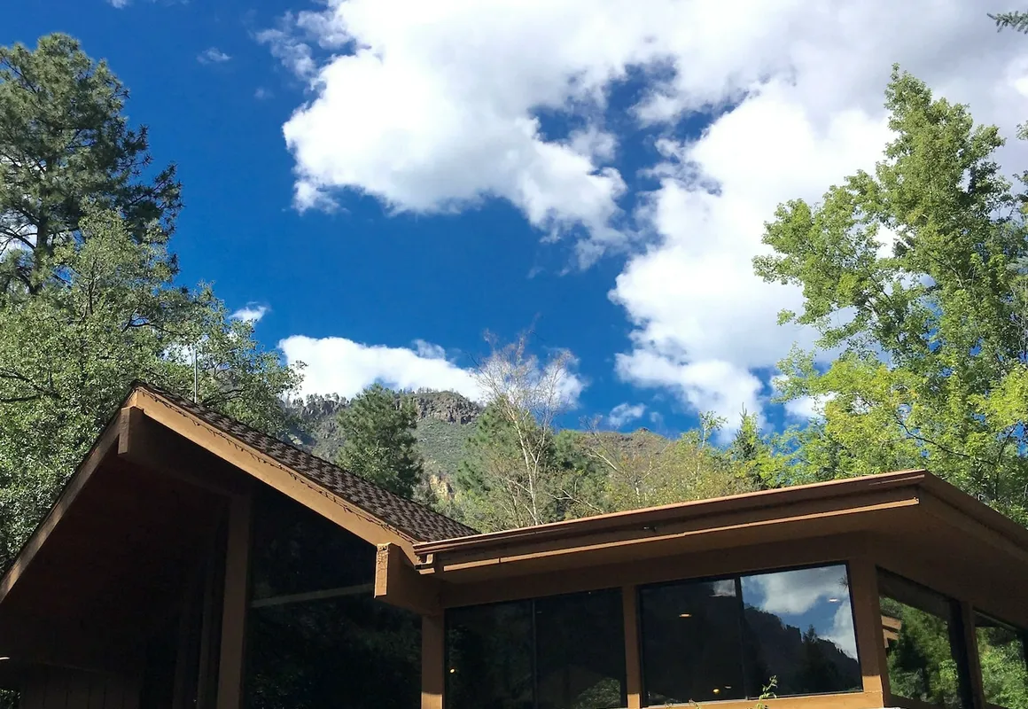 Junipine Resort hotel hero