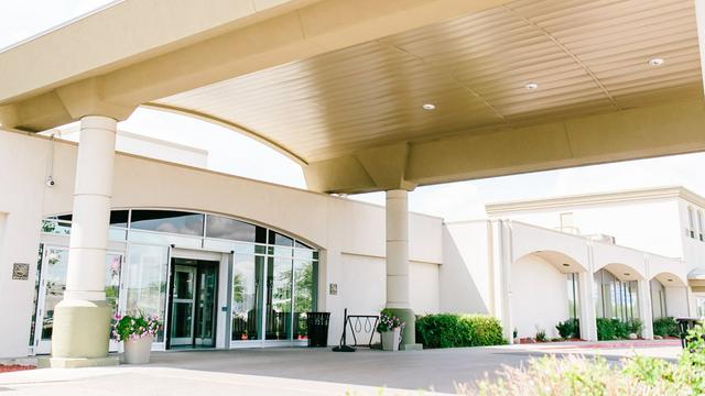 Victoria Inn Hotel and Convention Centre Winnipeg hotel detail image 1