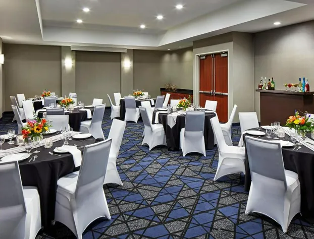 Courtyard by Marriott Vallejo Napa Valley hotel detail image 2