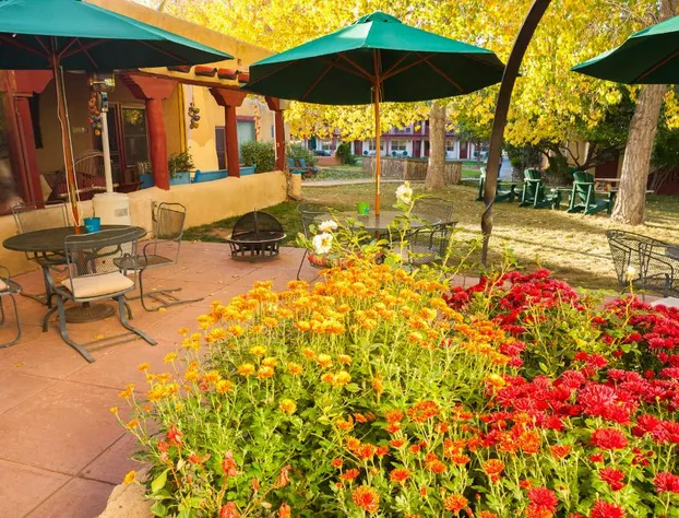 El Pueblo Lodge hotel detail image 1