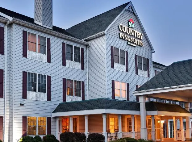 Country Inn & Suites by Radisson, Rock Falls, IL hotel detail image 2