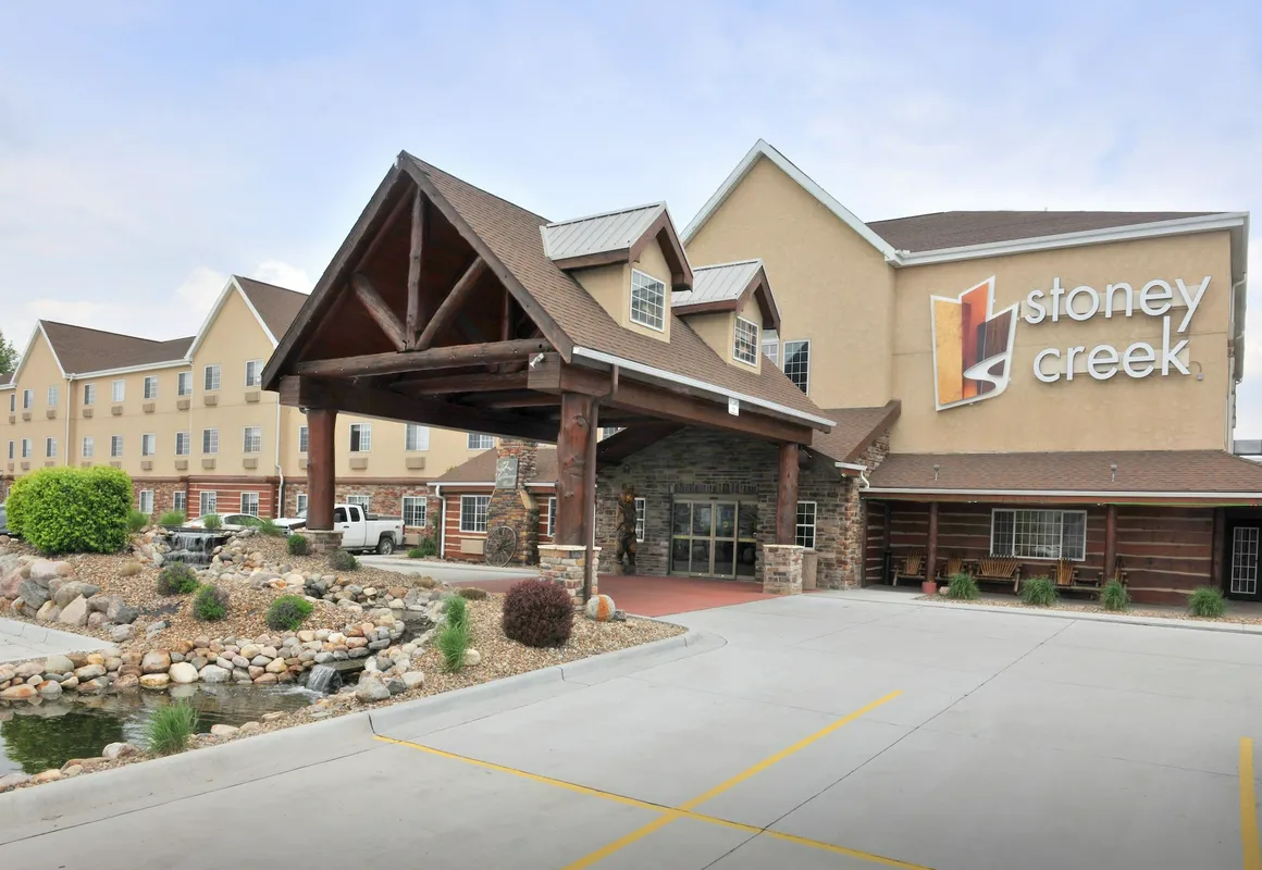 Stoney Creek Hotel St. Joseph hotel hero