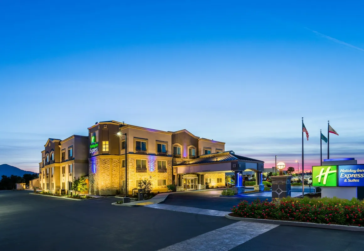 Holiday Inn Express Hotel & Suites San Jose-Morgan Hill by IHG hotel hero