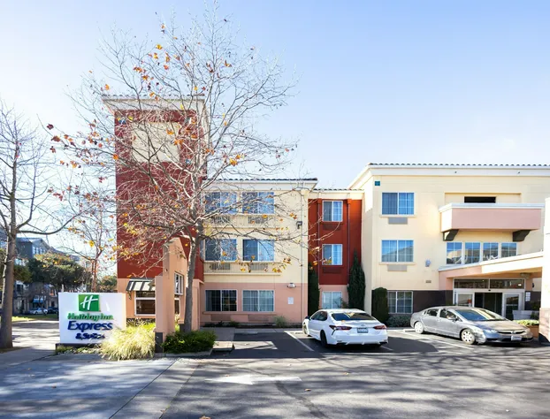 Holiday Inn Express Hotel & Suites Berkeley by IHG hotel detail image 3