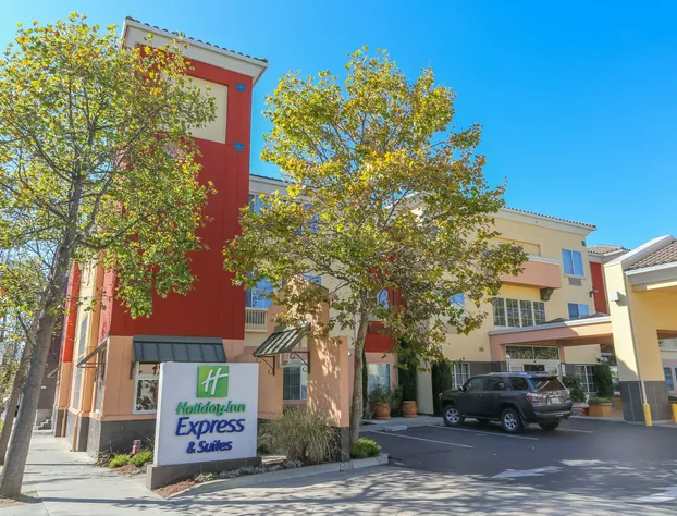 Holiday Inn Express Hotel & Suites Berkeley by IHG hotel detail image 2