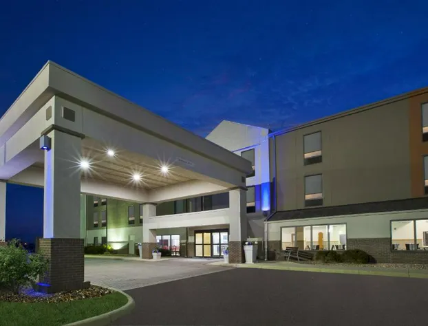 Holiday Inn Express Tiffin by IHG hotel detail image 1