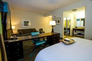 Hampton Inn Fayetteville hotel detail image 2
