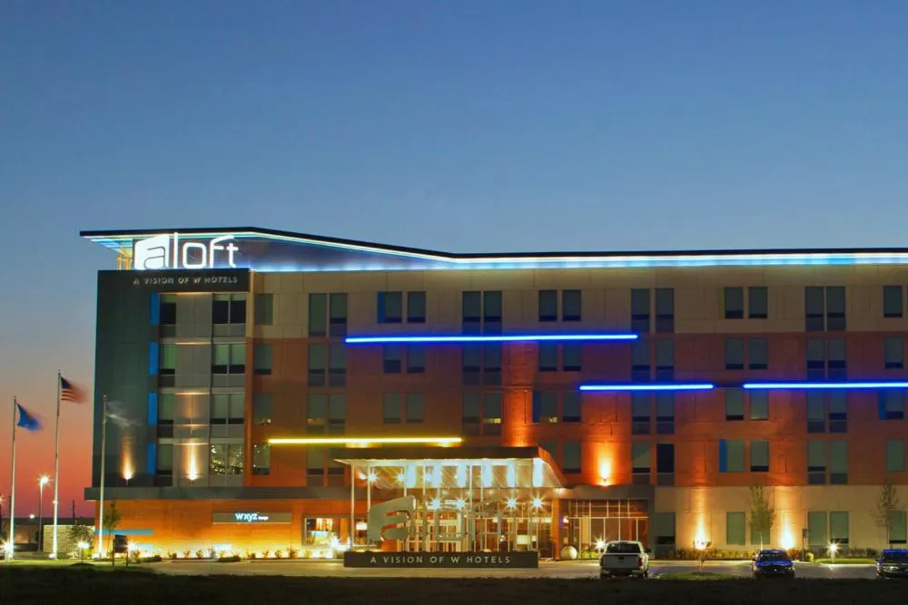 Aloft Tulsa hotel hero