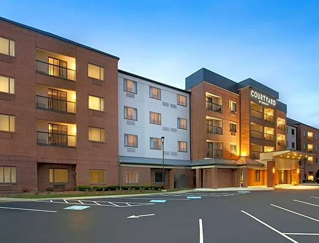 Courtyard by Marriott Worcester hotel detail image 3