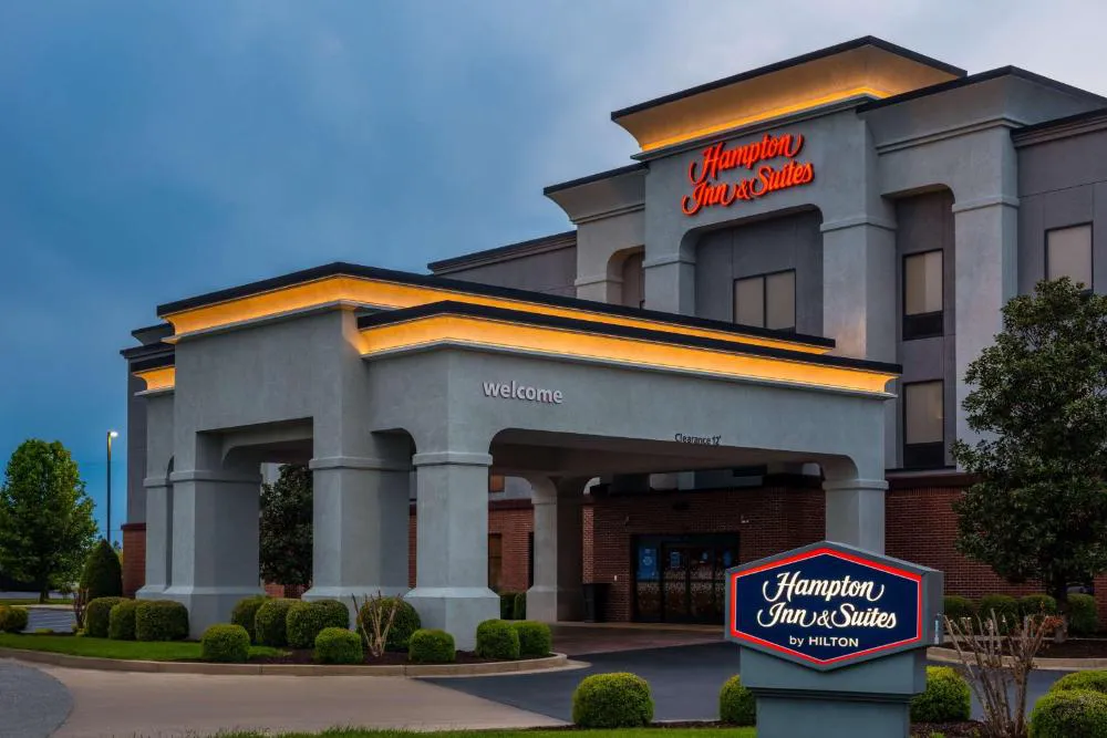 Hampton Inn & Suites Hopkinsville hotel hero