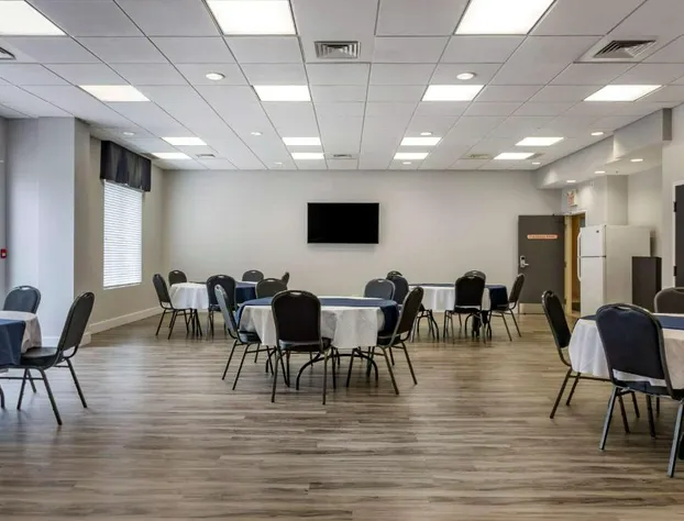 Comfort Inn Sturgeon Falls hotel detail image 2