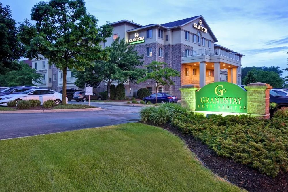 GrandStay Hotel & Suites hotel hero