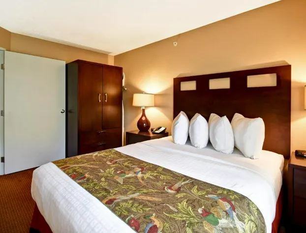 GrandStay Hotel & Suites hotel detail image 4