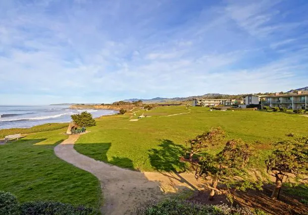 Cavalier Oceanfront Resort hotel detail image 1
