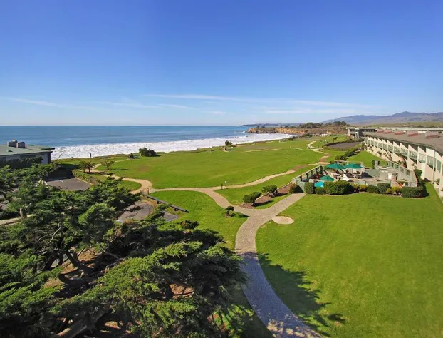 Cavalier Oceanfront Resort hotel detail image 3