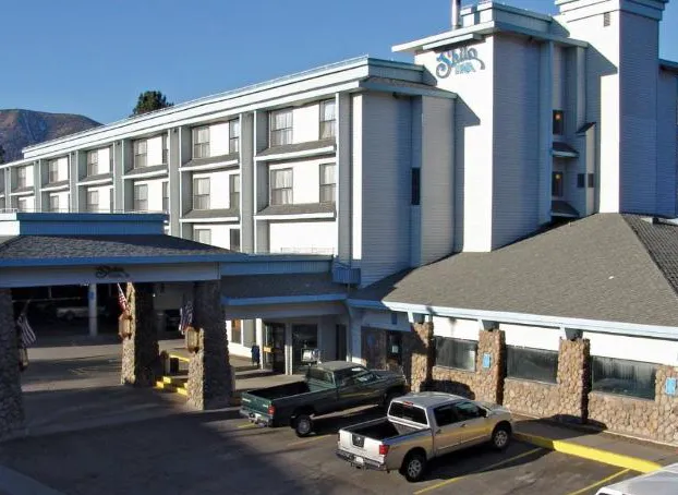 Shilo Inns Mammoth Lakes hotel detail image 3