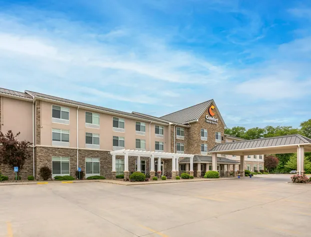 Comfort Inn & Suites Dover hotel detail image 2