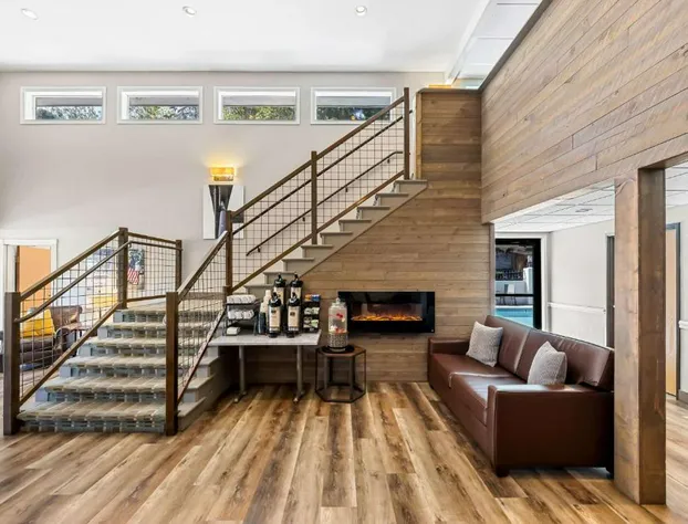 Best Western Inn At The Rogue hotel detail image 3