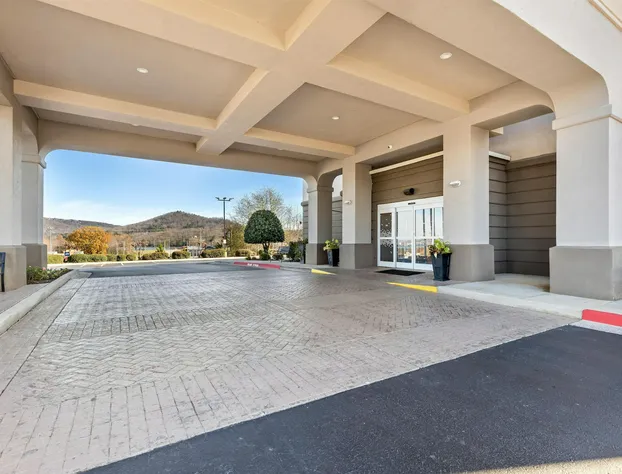 Hampton Inn Guntersville hotel detail image 4