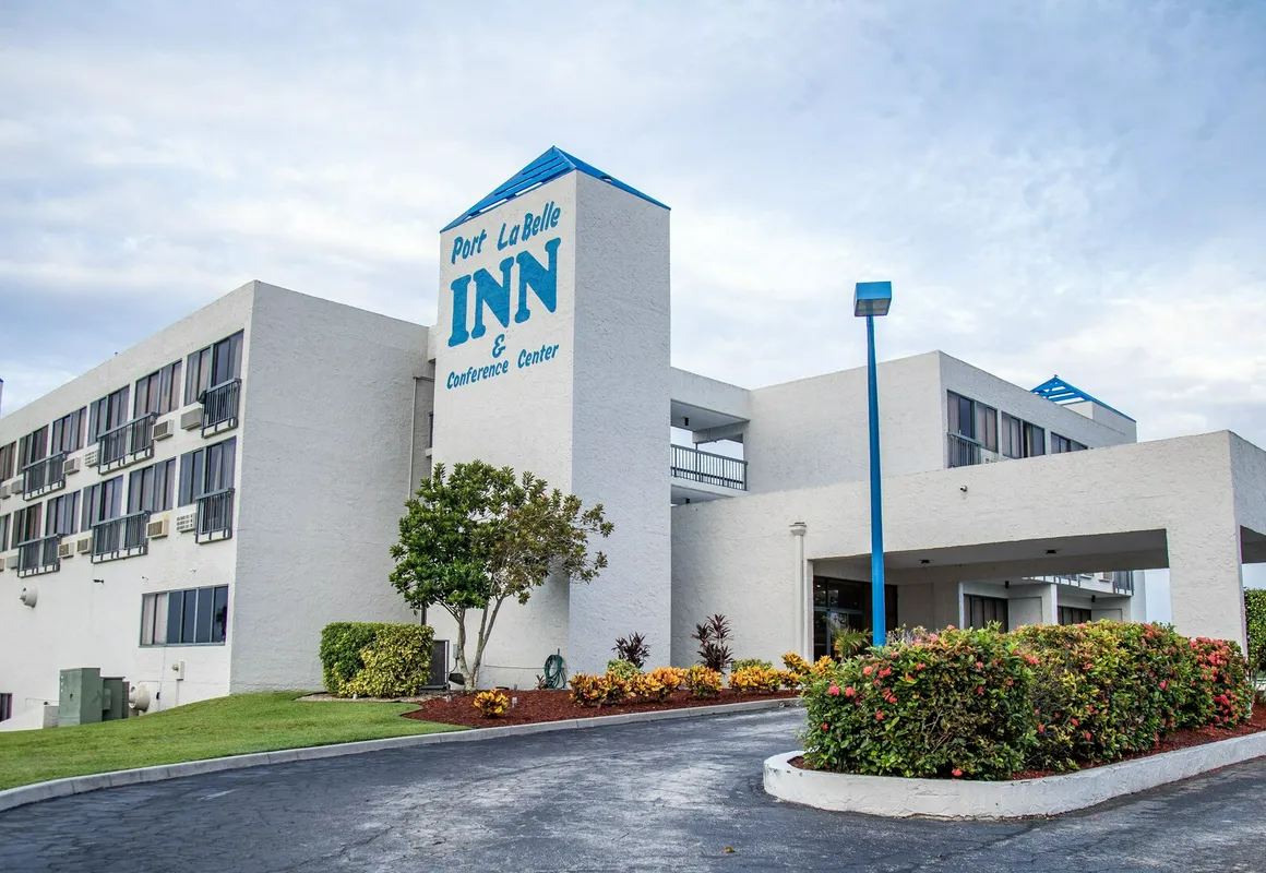 Port LaBelle Inn & Conference Center hotel hero