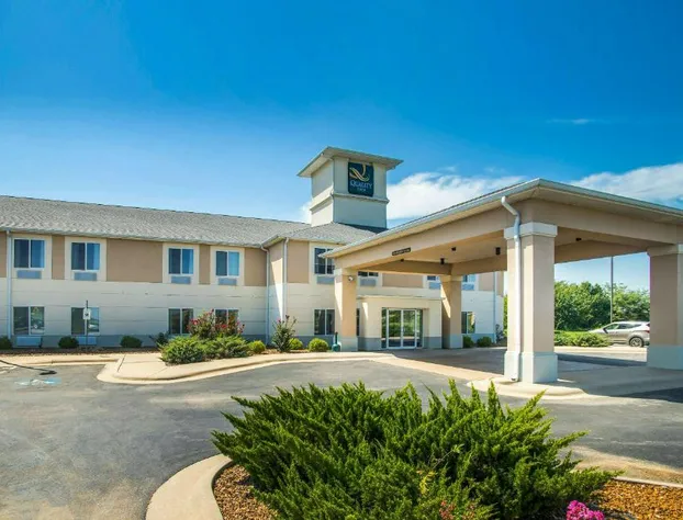 Quality Inn Parsons North hotel detail image 1