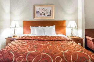 Quality Inn Parsons North hotel detail image 4